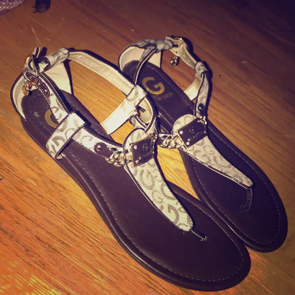 Guess sandals